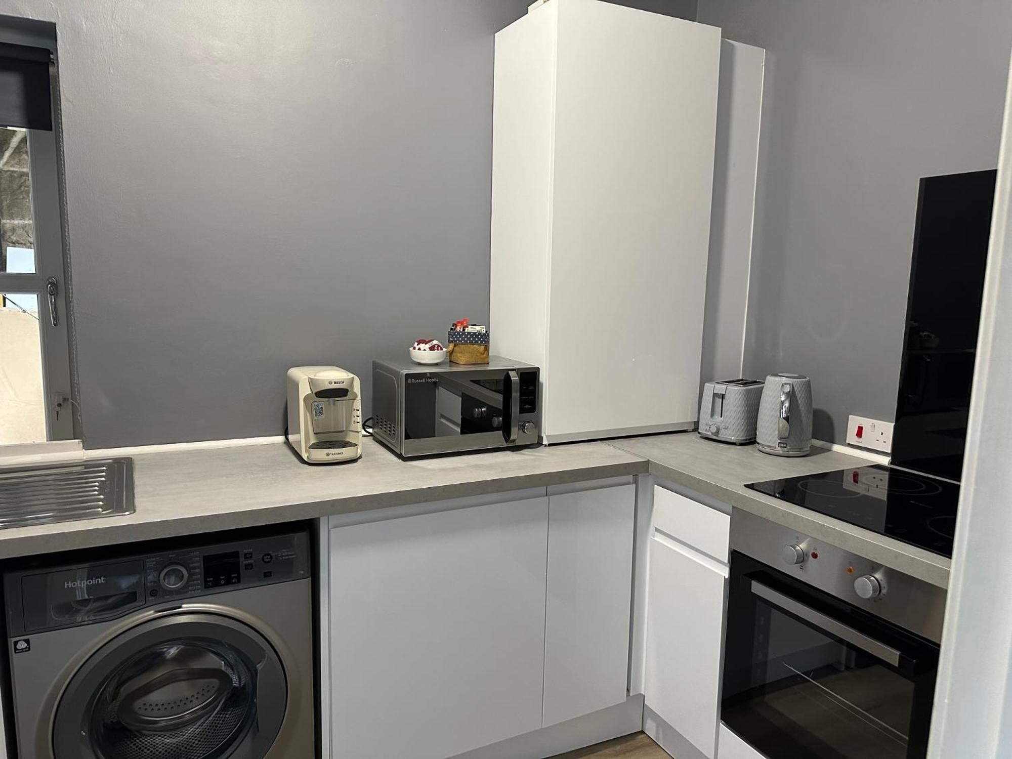Two Bed Apartment เอดินบะระ ภายนอก รูปภาพ