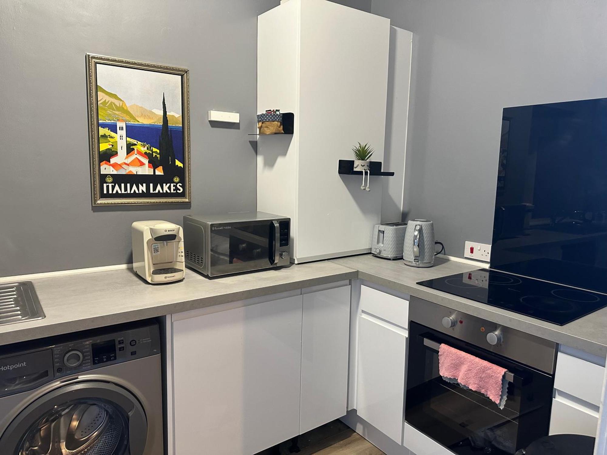 Two Bed Apartment เอดินบะระ ภายนอก รูปภาพ